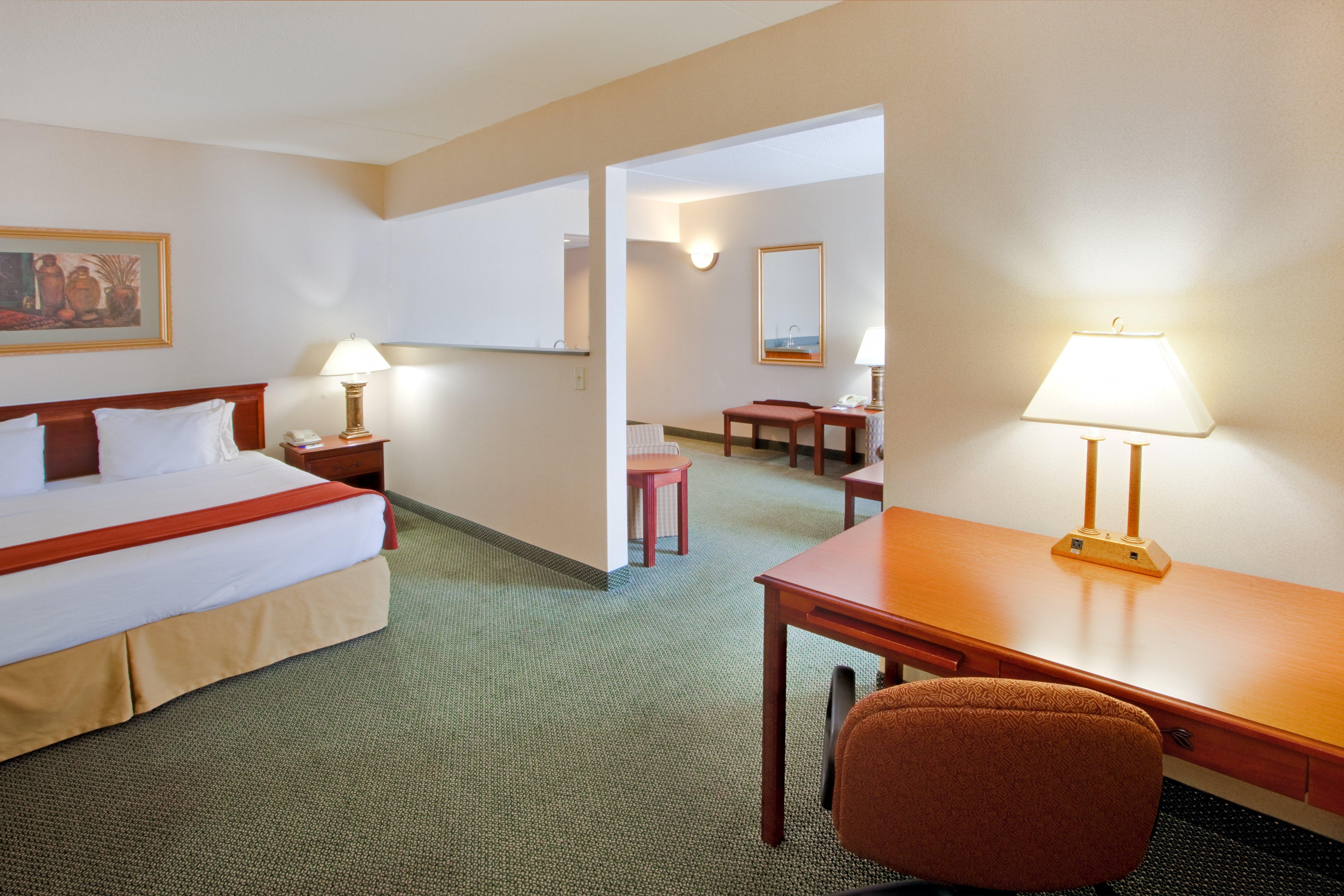 Holiday Inn Express Hanover By Ihg Exterior foto