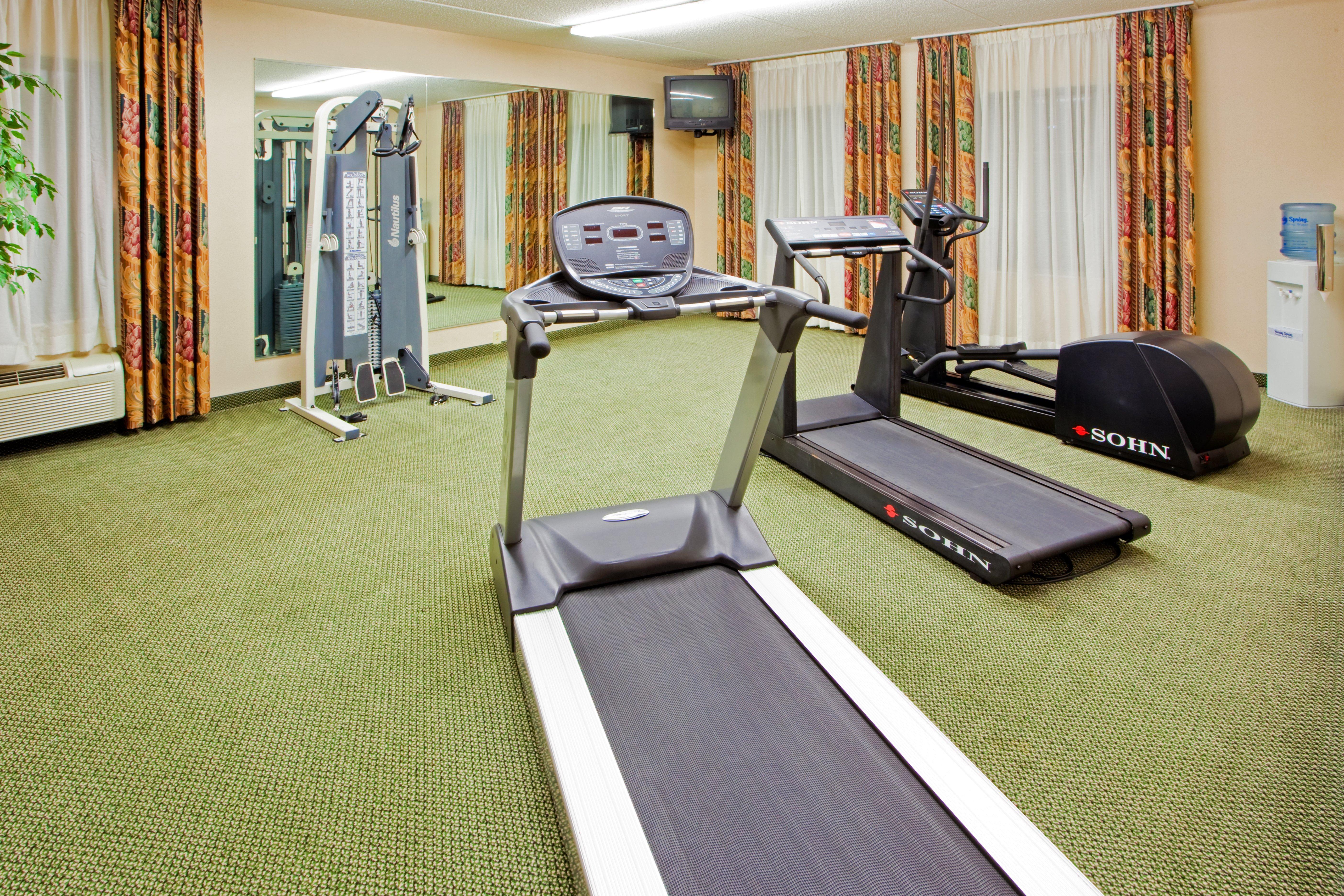 Holiday Inn Express Hanover By Ihg Exterior foto