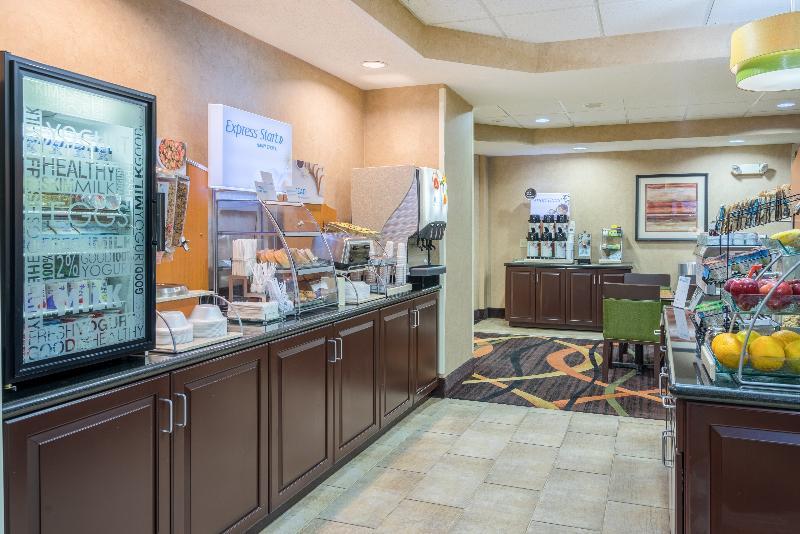 Holiday Inn Express Hanover By Ihg Exterior foto