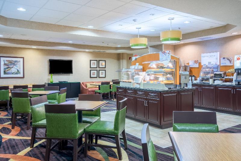 Holiday Inn Express Hanover By Ihg Exterior foto